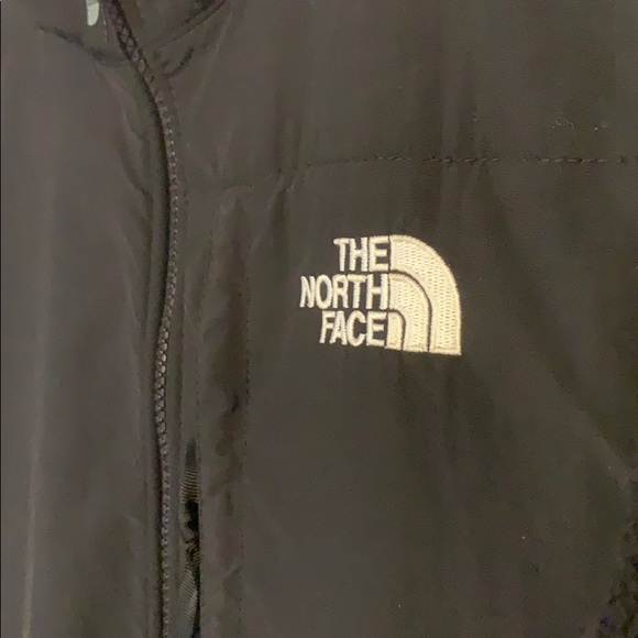 The North Face Women’s jacket - Picture 2 of 3